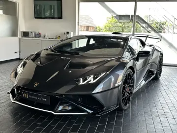 Huracán STO *LIFT*V10*WARRANTY*AKRAPOVIC*