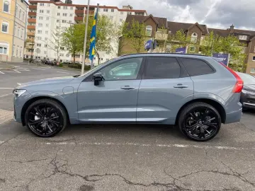 XC60 T6 AWD Plus Plug in Black Ed. Pano 21