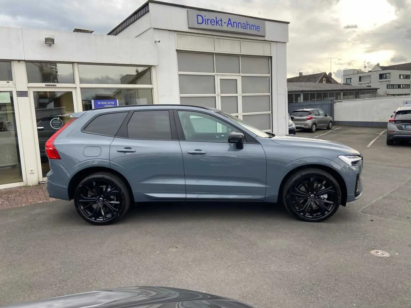 XC60 T6 AWD Plus Plug in Black Ed. Pano 21