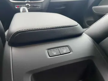 XC60 T6 AWD Plus Plug in Black Ed. Pano 21