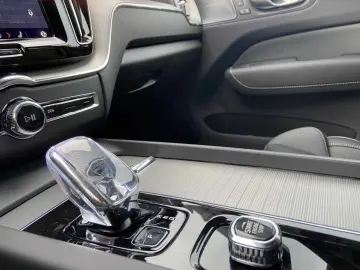 XC60 T6 AWD Plus Plug in Black Ed. Pano 21