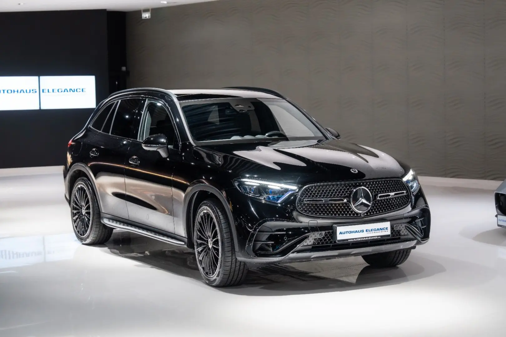 GLC 300d 4Matic*AMG-LINE*NIGHT*BURMESTER*20