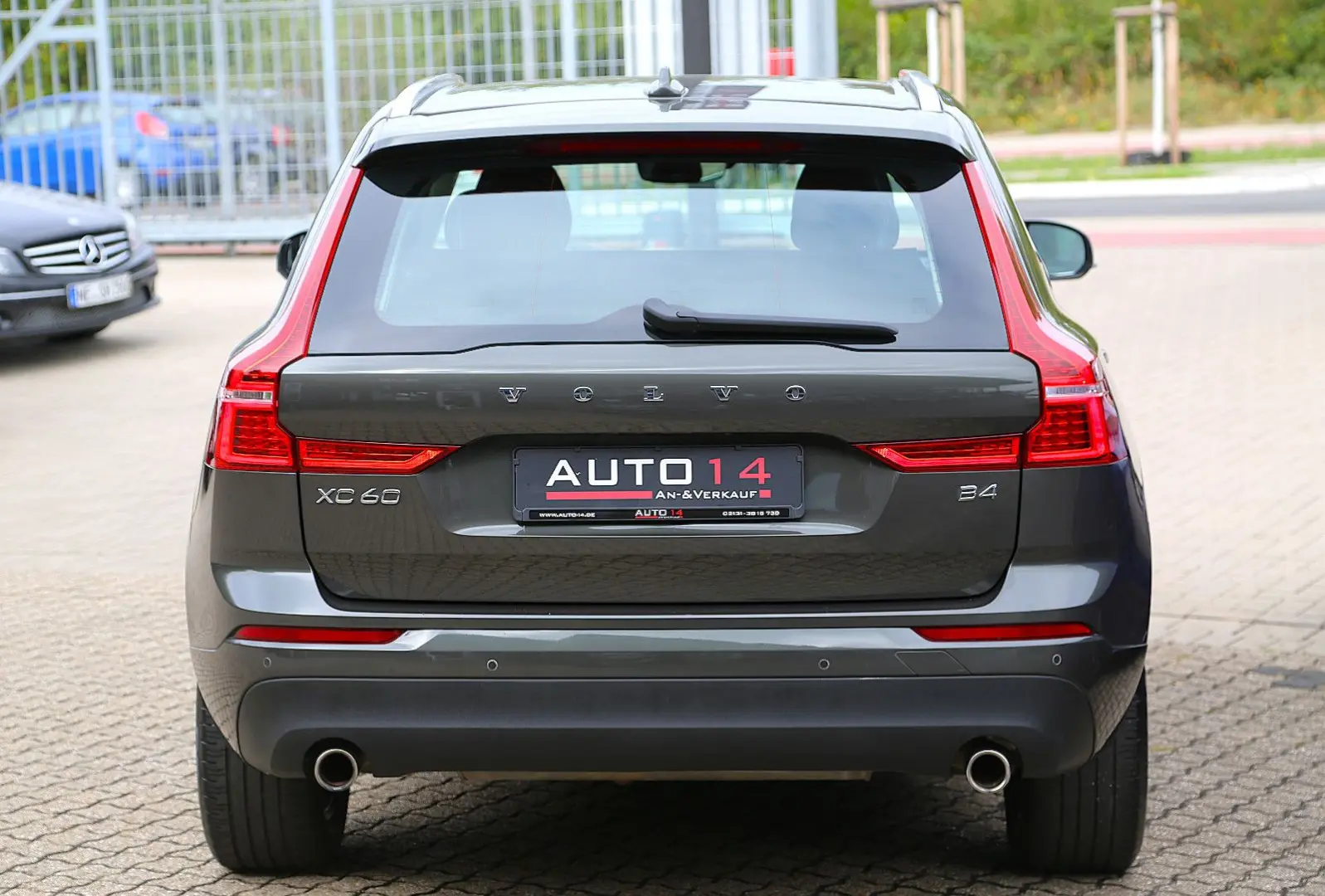 XC60 Momentum Pro 2WD AHK Kamera Harman-Kardon