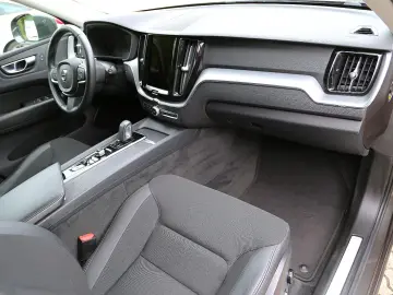 XC60 Momentum Pro 2WD AHK Kamera Harman-Kardon