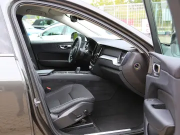 XC60 Momentum Pro 2WD AHK Kamera Harman-Kardon