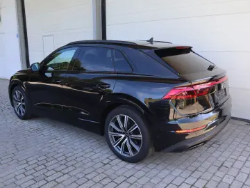 Q8 SUV 45 TDI qu *FACELIFT* BLACK-PAKET/LUFT/AHK