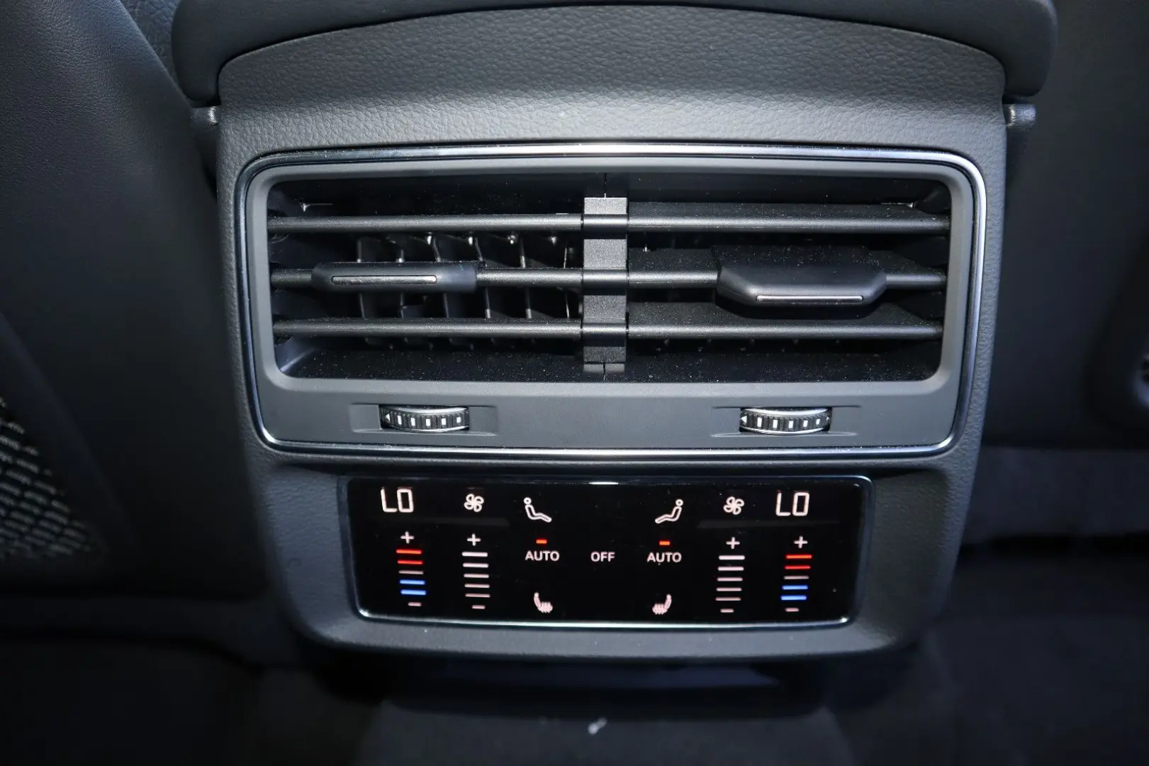 Q8 SUV 45 TDI qu *FACELIFT* BLACK-PAKET/LUFT/AHK