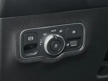 GLB 180 Progressive Advanced AHK LED Pano Navi S