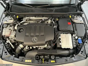 A 220 d AMG  *Night Panorama Sound Distronic LED