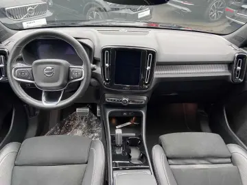 XC40 Recharge, P8 AWD Pure Electric, BLIS, ACC