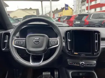 XC40 Recharge, P8 AWD Pure Electric, BLIS, ACC