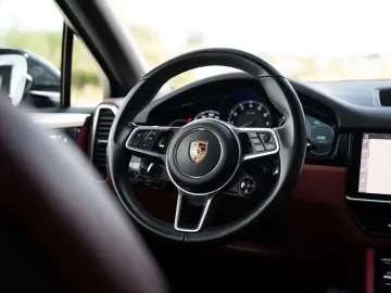 Cayenne E-Hybrid Coupe - Bose - AHK - pano - 360