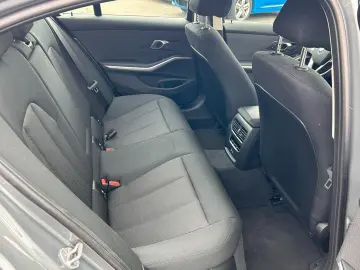330e xDrive Aut. Lim. / DAB / Parking Assistant