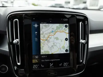 XC40 T2 Momentum Pro aus 1.Hand