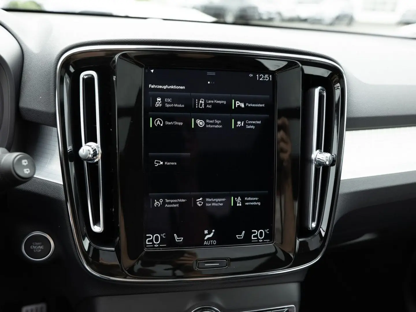 XC40 T2 Momentum Pro aus 1.Hand