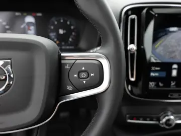 XC40 T2 Momentum Pro aus 1.Hand