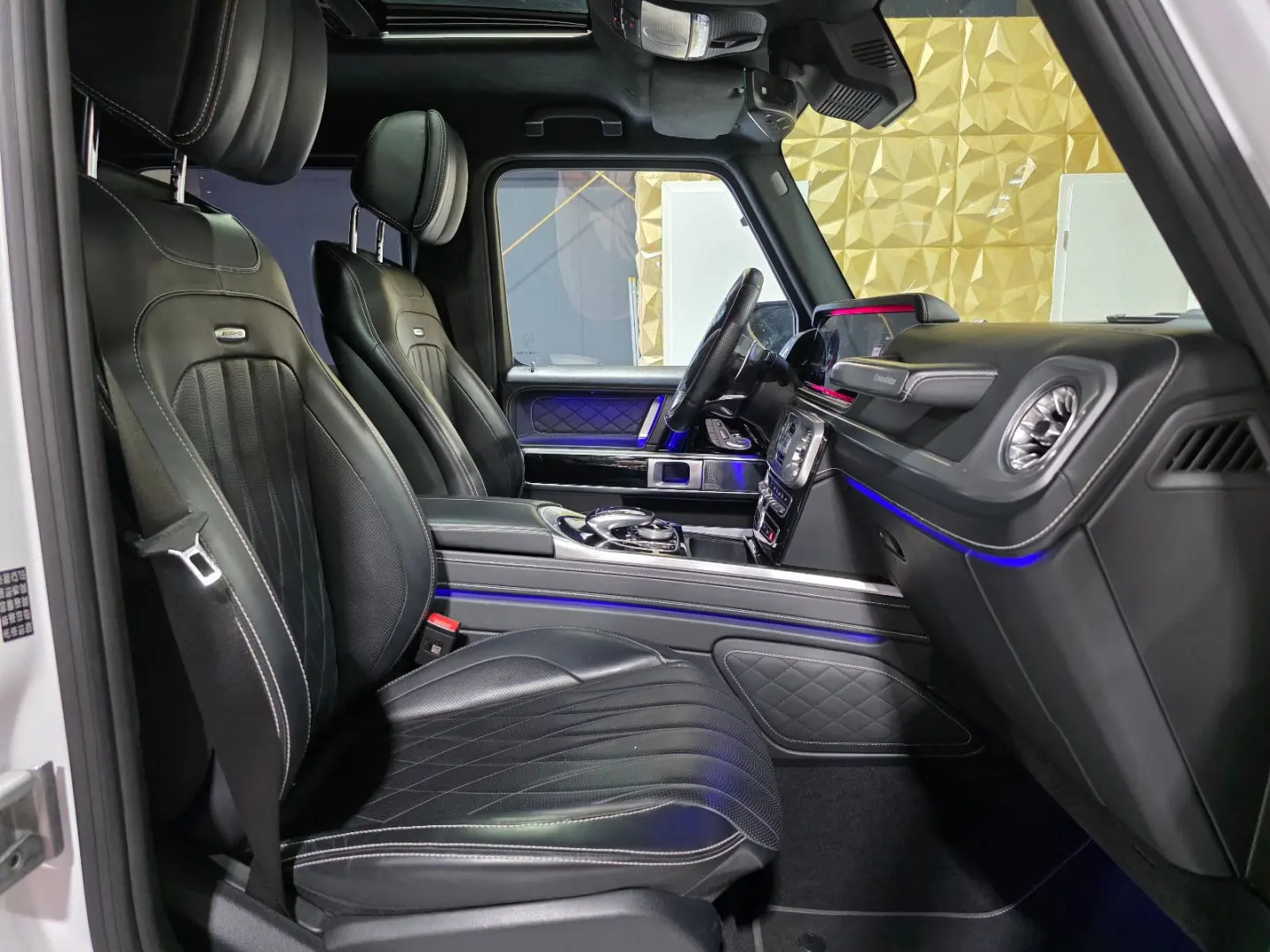 G 63 AMG *SUPERIOR*MEMORY*360°*SOUND*AHK*
