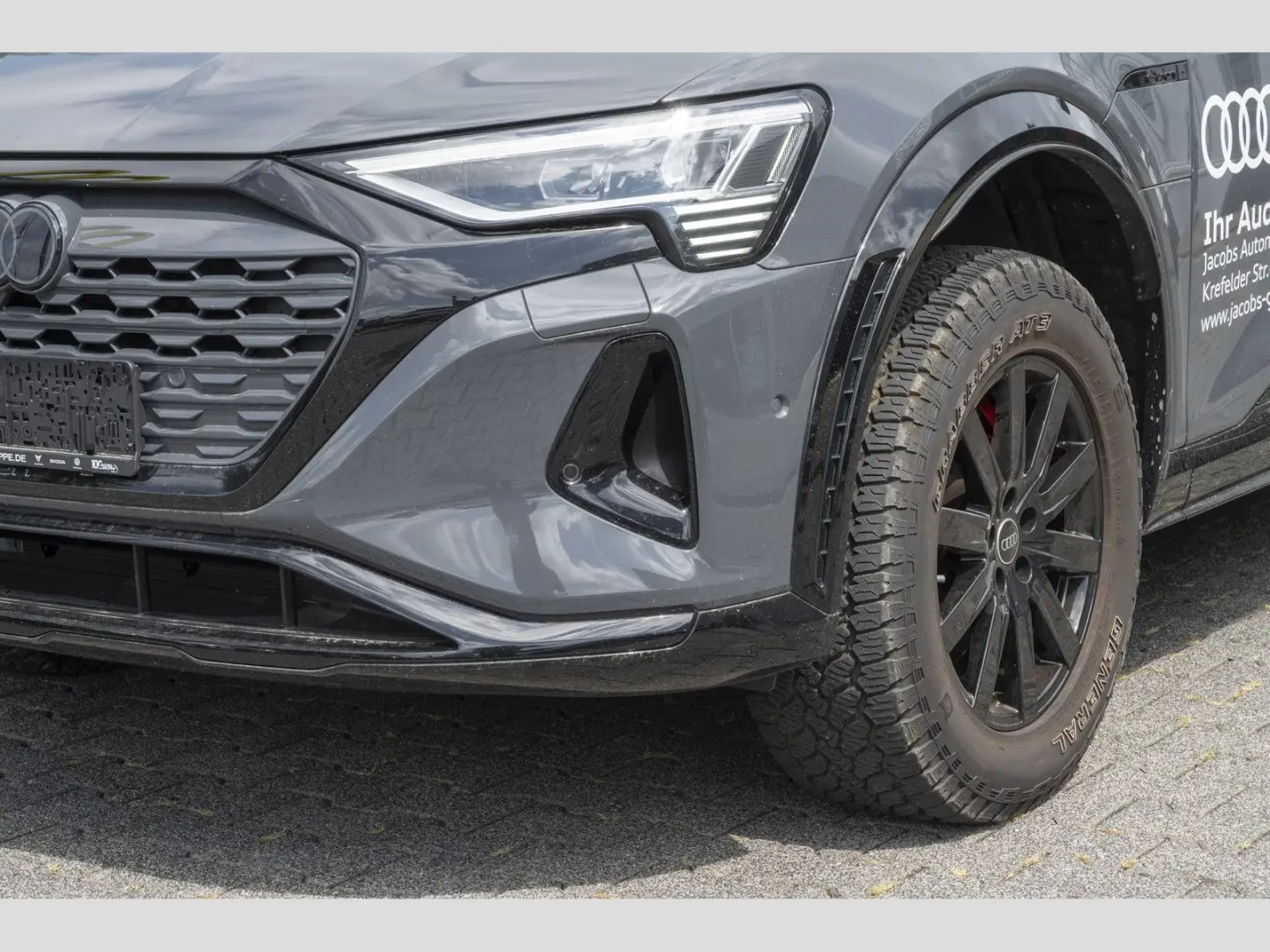 Q8 e-tron 55 Dakar Black+/Pano/Matrix/V-Spiegel/