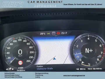 XC 40 Momentum T2 Pro /RFK/LKA/BLIS/LED/