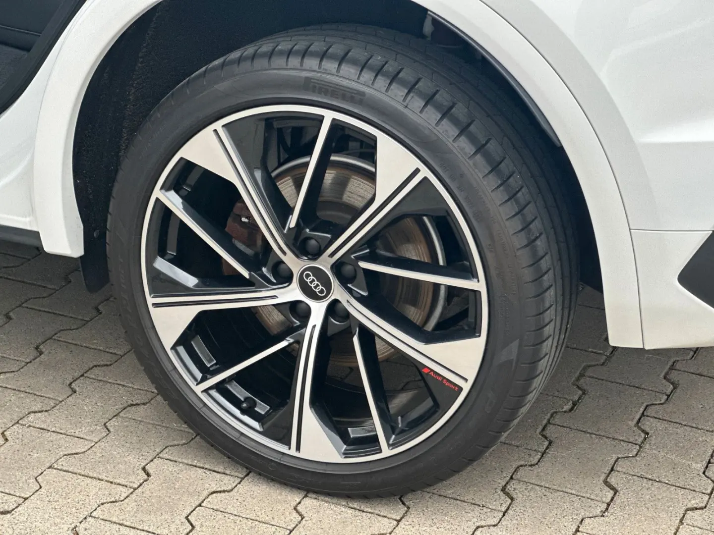 Q5 Sportback 40 TDI quattro S line/Pano/