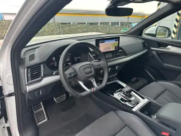 Q5 Sportback 40 TDI quattro S line/Pano/