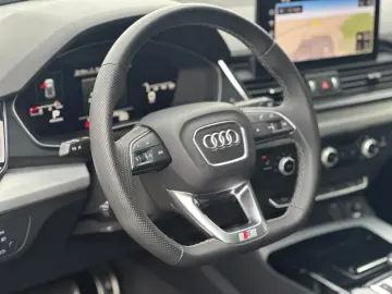Q5 Sportback 40 TDI quattro S line/Pano/