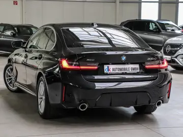 330i xDrive Sport-Aut.///M SPORT/WIDESCREEN/HUD/
