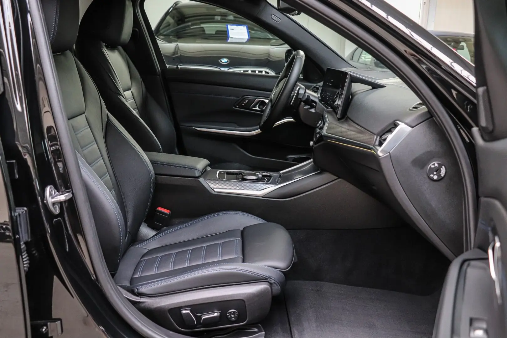 330i xDrive Sport-Aut.///M SPORT/WIDESCREEN/HUD/