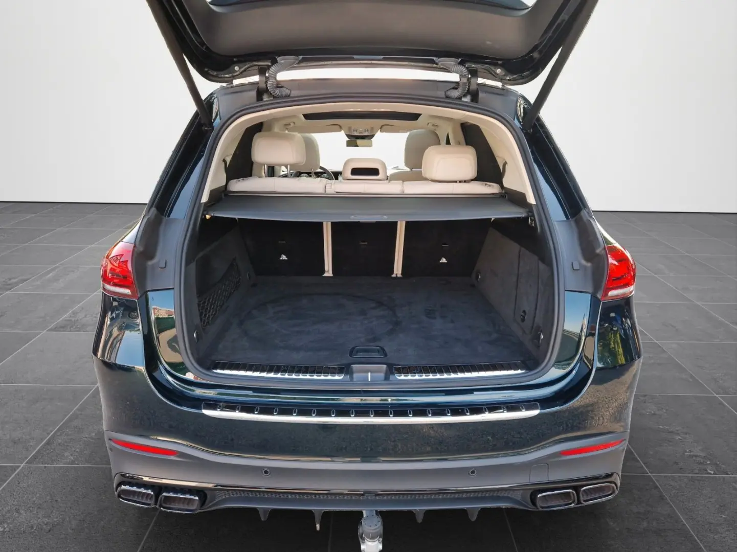 GLE 63 S AMG 4Matic+/HUD/NIGHT/AHK/MBUX/PANO