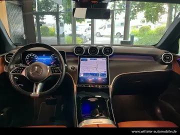 GLC 220 d 4MATIC AVANTGARDE LED/AHK/PANO/Kamera