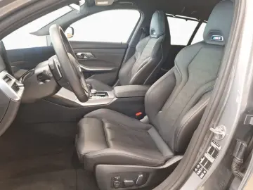 M3 Competition M xDrive Touring DAProf ACC HUD