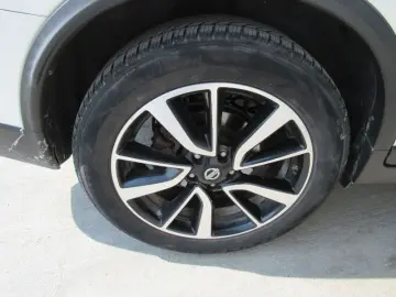 NISSAN X-TRAIL 1.6 dCi Tekna 4WD 7locuri
