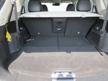 NISSAN X-TRAIL 1.6 dCi Tekna 4WD 7locuri