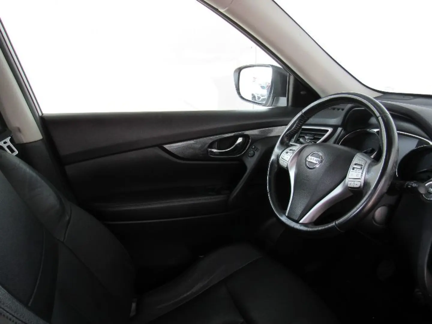 NISSAN X-TRAIL 1.6 dCi Tekna 4WD 7locuri