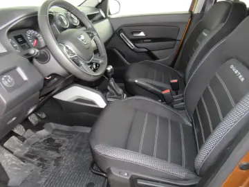 DACIA DUSTER 1.5 Blue dCi 115CP Prestige 4WD