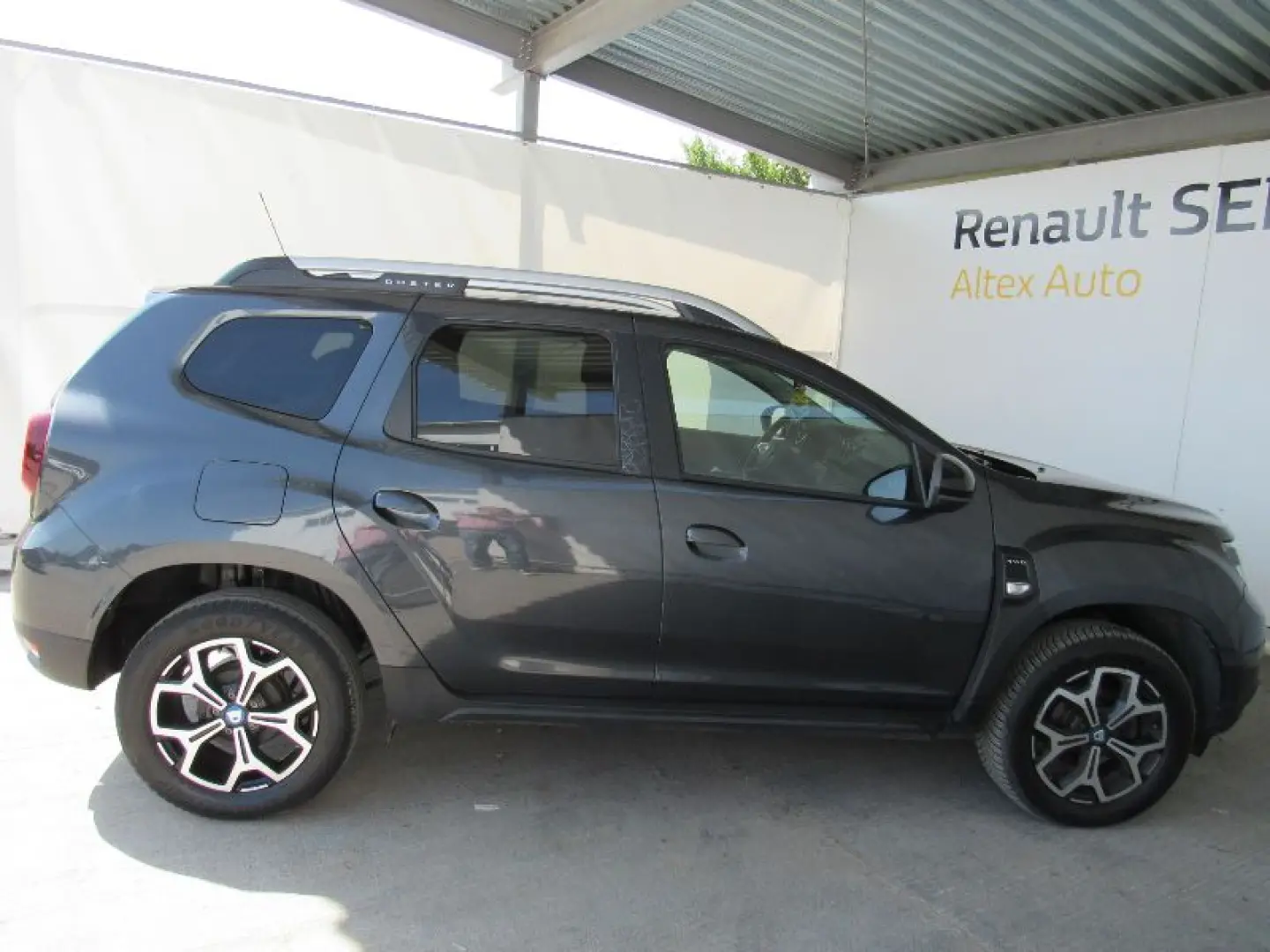 DACIA DUSTER 1.5 Blue dCi 115CP BlueLine 4WD