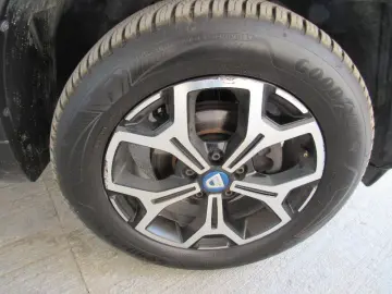 DACIA DUSTER 1.5 Blue dCi 115CP BlueLine 4WD