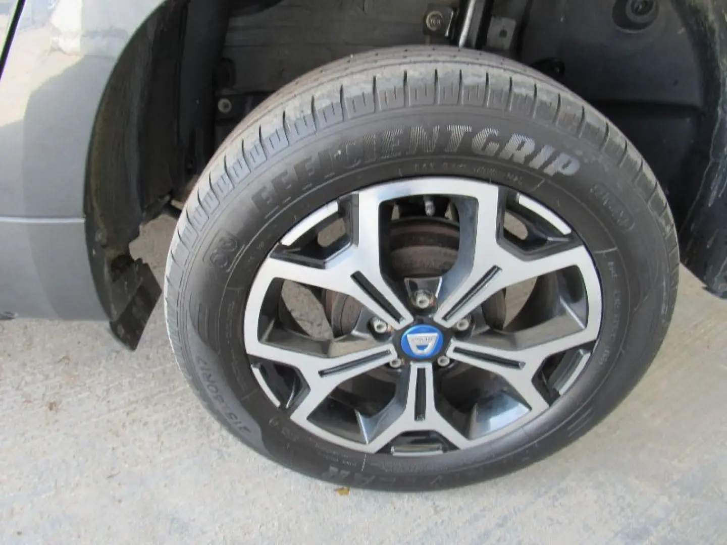 DACIA DUSTER 1.5 Blue dCi 115CP BlueLine 4WD