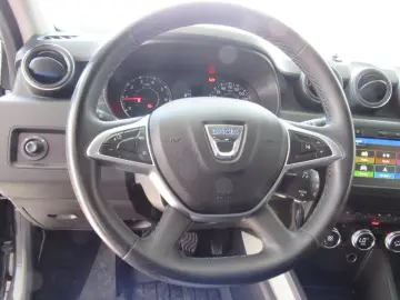 DACIA DUSTER 1.5 Blue dCi 115CP BlueLine 4WD