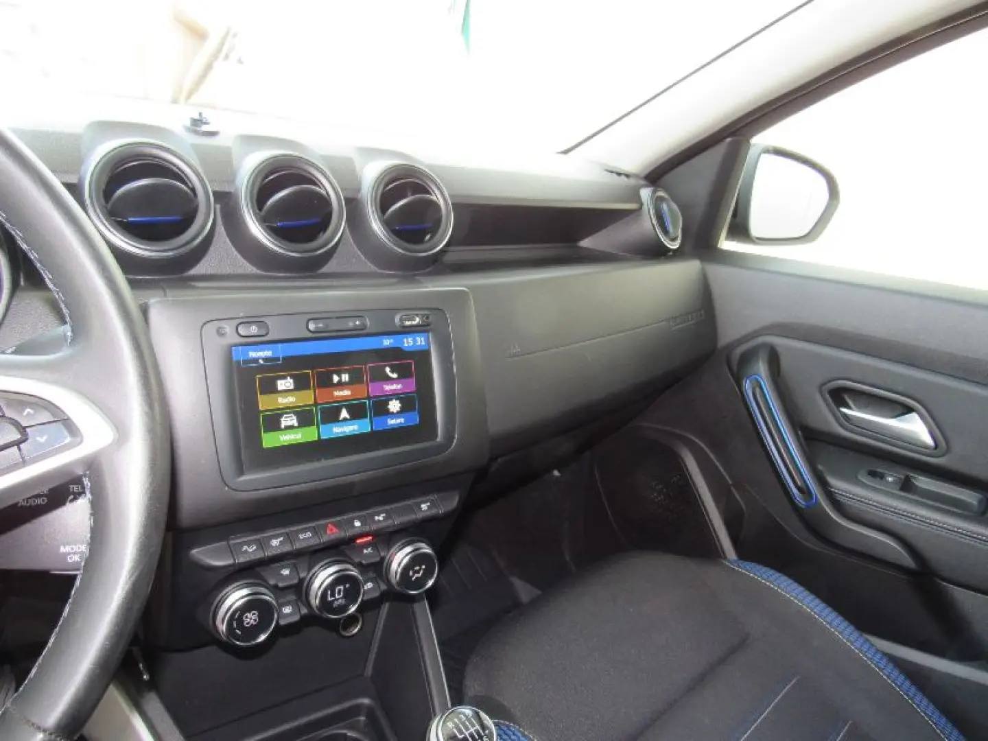 DACIA DUSTER 1.5 Blue dCi 115CP BlueLine 4WD