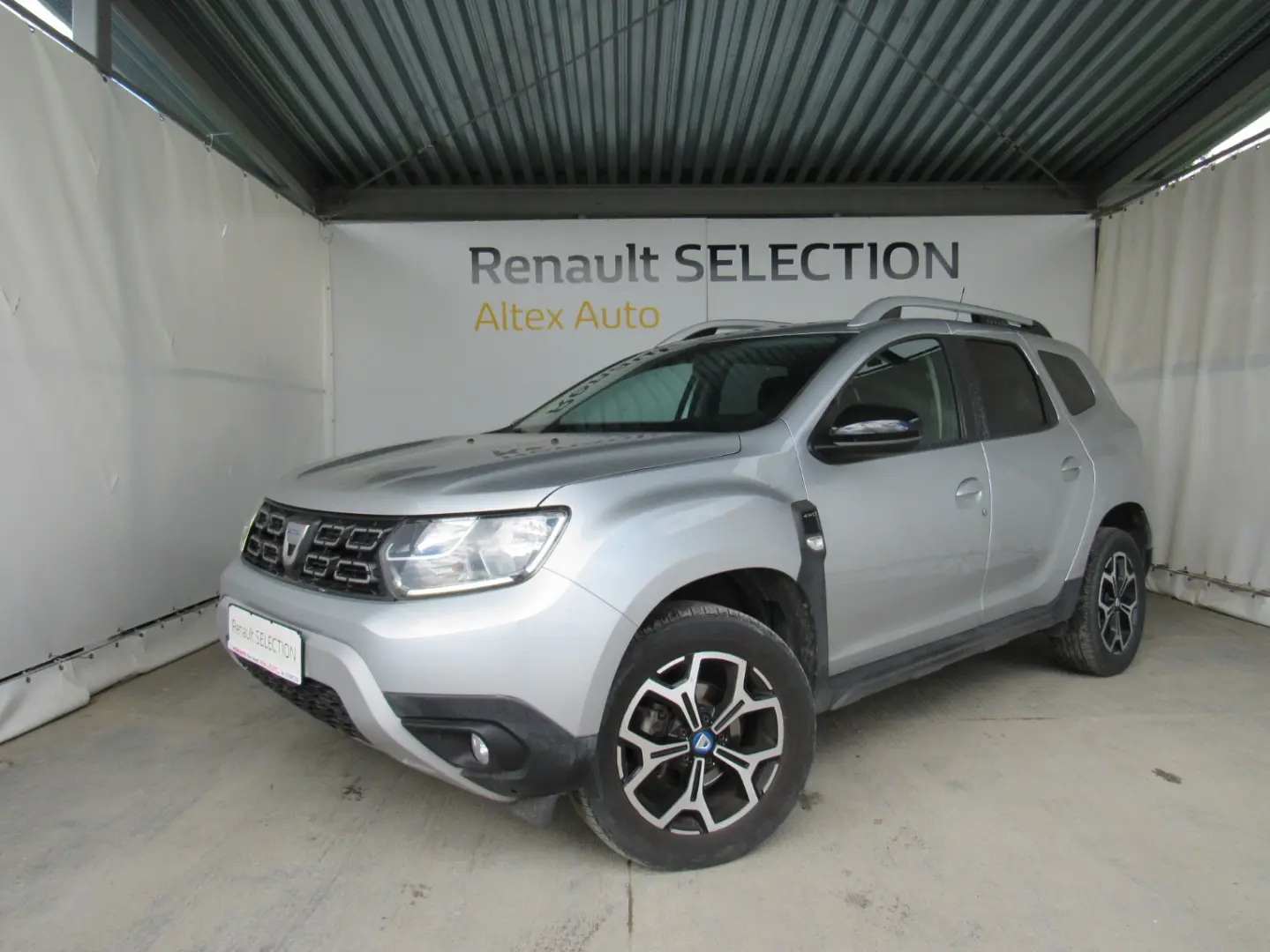 DACIA DUSTER 1.5 Blue dCi 115CP BlueLine 4WD