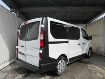 RENAULT TRAFIC 2.0 Blue dCi 110CP L2 Zen