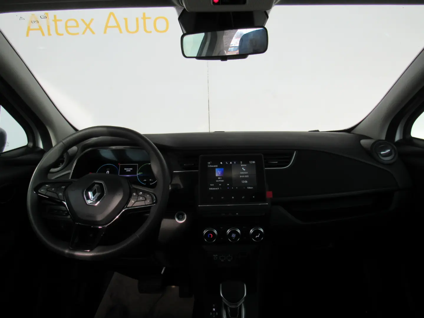 RENAULT ZOE Z.E. 50 R110 equilibre