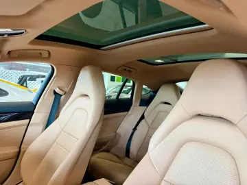 Panamera 4 E-Hybrid Panorama/ACC/HeadUp/Keyless