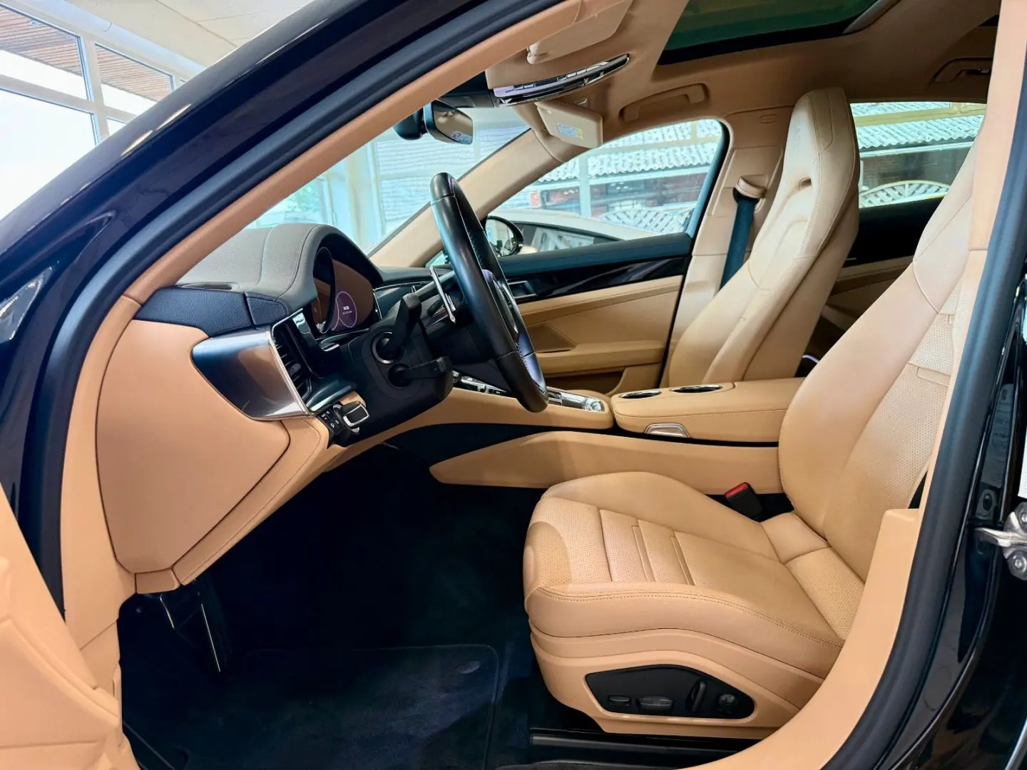 Panamera 4 E-Hybrid Panorama/ACC/HeadUp/Keyless