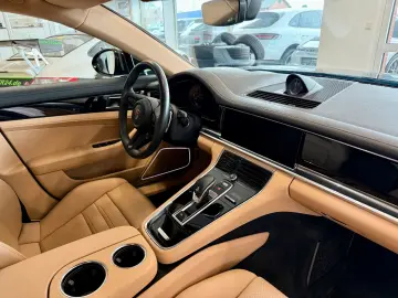 Panamera 4 E-Hybrid Panorama/ACC/HeadUp/Keyless