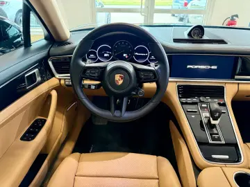 Panamera 4 E-Hybrid Panorama/ACC/HeadUp/Keyless