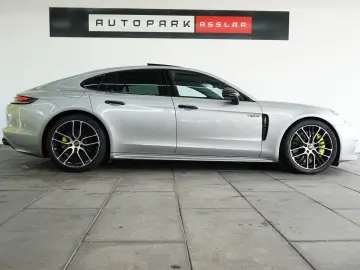 Panamera 4 S E-Hybrid*SportDesign/PANO/HAL/ABGAS