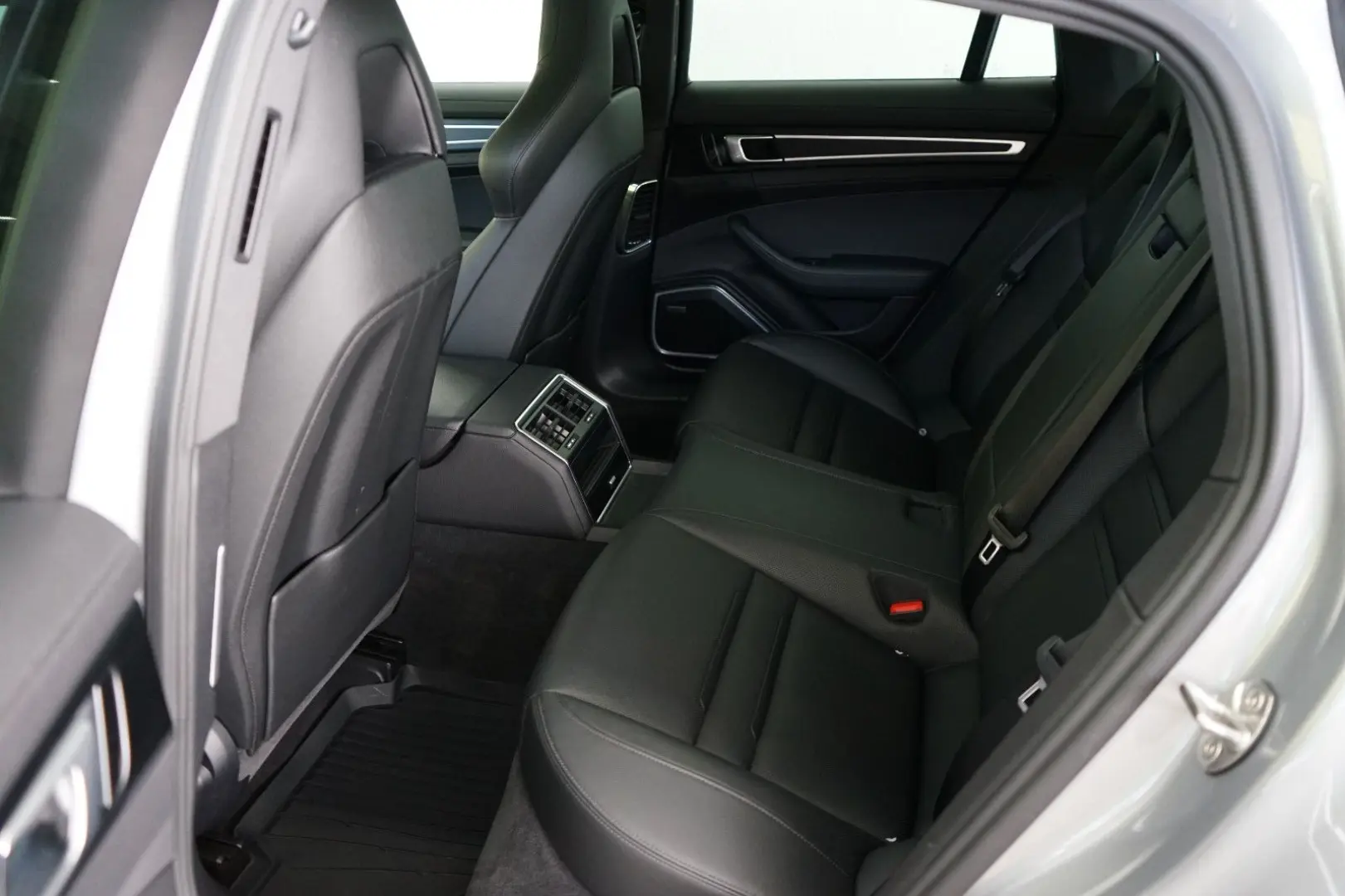 Panamera 4 S E-Hybrid*SportDesign/PANO/HAL/ABGAS