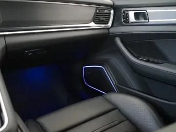 Panamera 4 S E-Hybrid*SportDesign/PANO/HAL/ABGAS